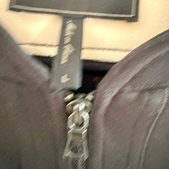 BCBG crop jacket - Picture 9 of 10